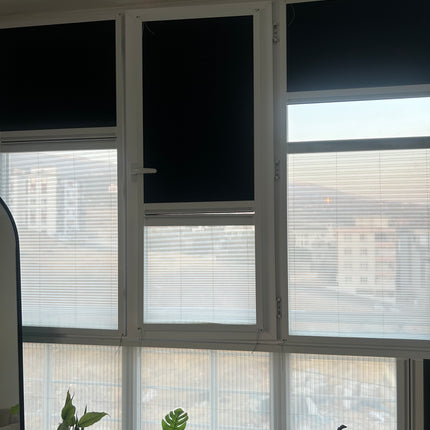 GECE GÜNDÜZ KARARTMA + TÜL Yapışkanlı Çerçeveli Plise Perde İstenilen Ölçüde 0-80  x 0-180 cm